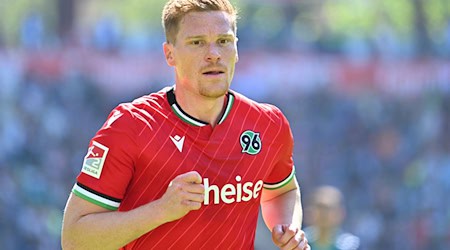 Marcel Halstenberg will Hannover 96 verlassen. / Foto: Swen Pförtner/dpa
