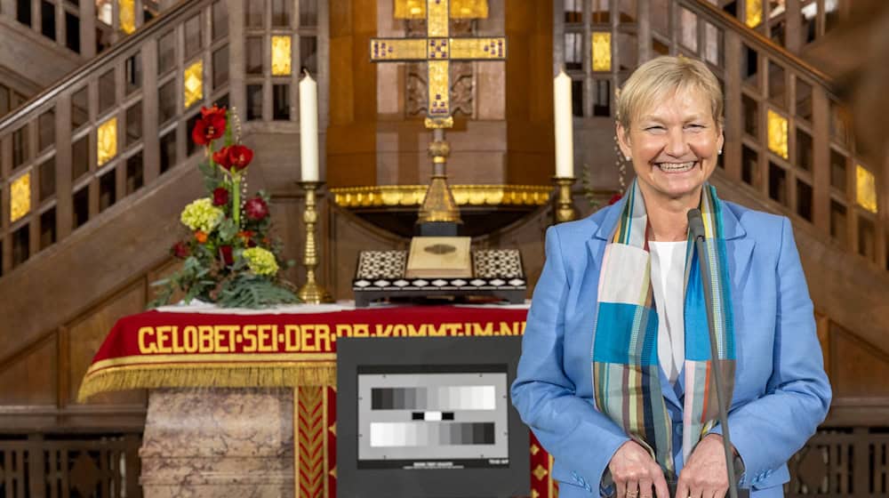 Zum Gedenken an das Kriegsende vor 80 Jahren feiern Bischöfin Kirsten Fehrs und Bischof Georg Bätzing einen Gottesdienst in Berlin.  / Foto: Helmut Fricke/dpa