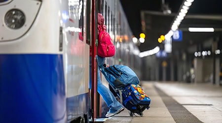 Reisende auf der Bahnstrecke zwischen Bremen, Vechta und Osnabrück mussten oft mit Verspätungen rechnen. (Symbolbild) / Foto: Sina Schuldt/dpa