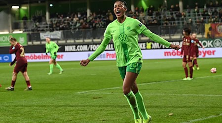 Sveindis Jonsdottir wird den VfL Wolfsburg verlassen. / Foto: Swen Pförtner/dpa