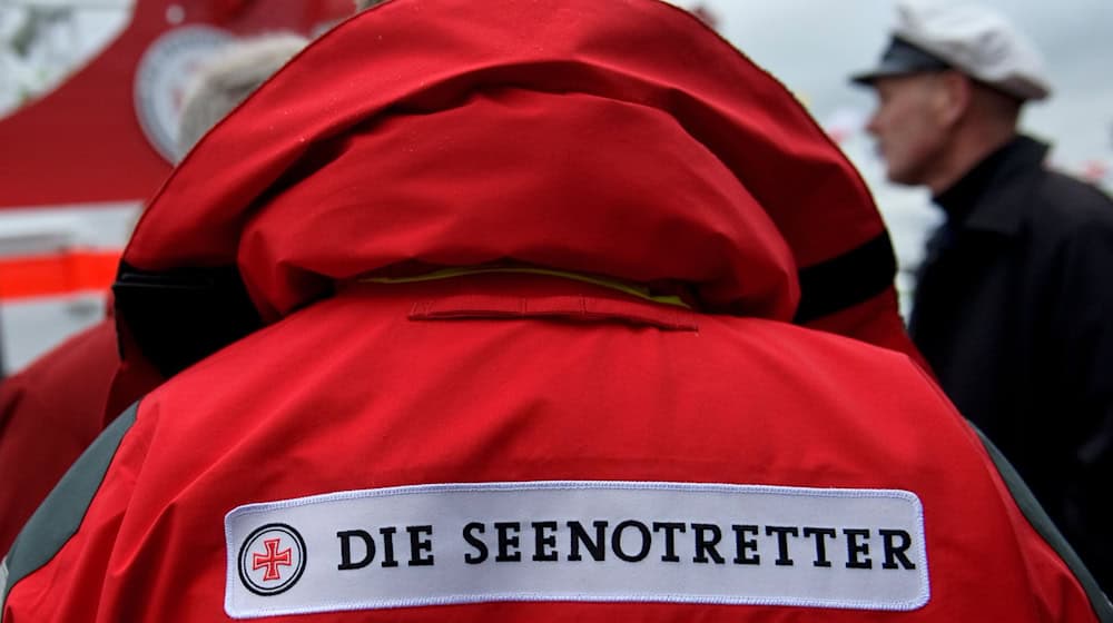 Die Seenotretter treffen sich zur Übung in Büsum. (Archivbild) / Foto: Angelika Warmuth/dpa