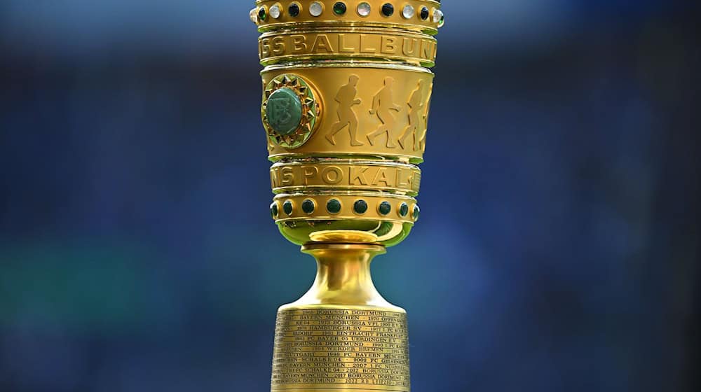 Der DFB-Pokal. / Foto: Tom Weller/dpa