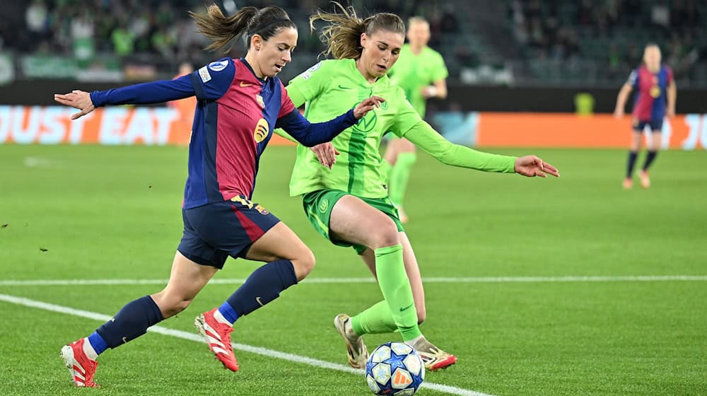 Jule Brand verlässt den VfL Wolfsburg nach drei Jahren. / Foto: Swen Pförtner/dpa