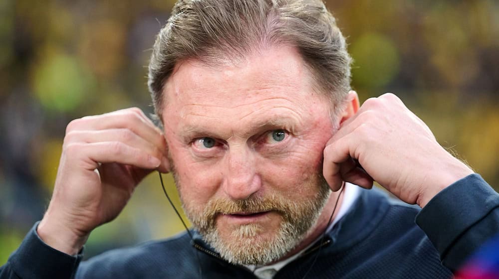 Laut Medien vor dem Aus: Wolfsburgs Trainer Ralph Hasenhüttl. / Foto: Bernd Thissen/dpa