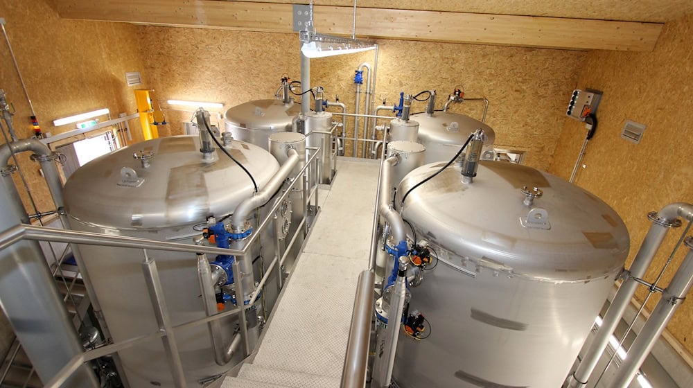 Das Besondere ist ein mehrstufiges Filtersystem, in dem auch Ozon zur Biofiltration eingesetzt wird. / Foto: Stefan Rampfel/dpa