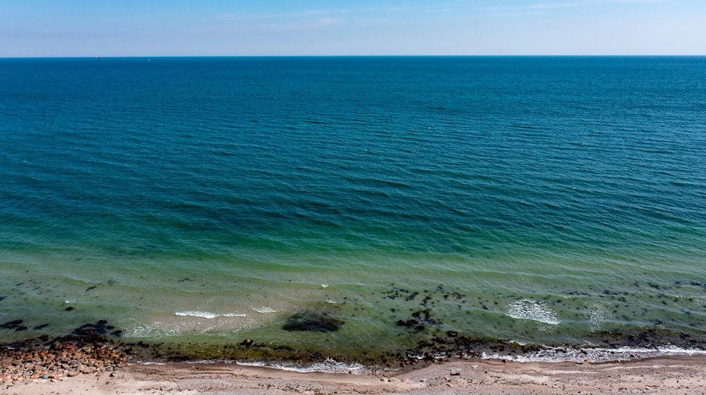 Auch in der Ostsee lagert noch reichlich Munition aus dem Zweiten Weltkrieg. (Symbolbild) / Foto: Axel Heimken/dpa