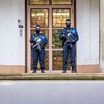 Eine 42 Jahre alte frühere Islamistin muss sich wegen Mitgliedschaft in der Terrormiliz IS vor dem Oberlandesgericht Celle verantworten. (Archivbild) / Foto: Moritz Frankenberg/dpa