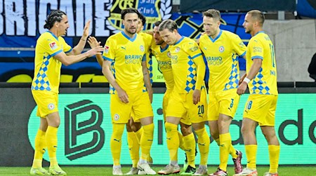 Braunschweig steht dicht vor dem Verbleib in der 2. Liga. / Foto: Uwe Anspach/dpa