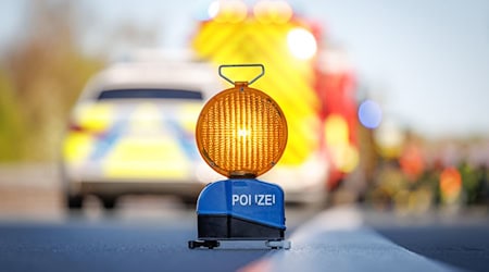 Autofahrer müssen sich auf der Autobahn im Emsland auf eine Sperrung einstellen. (Symbolbild) / Foto: Friso Gentsch/dpa