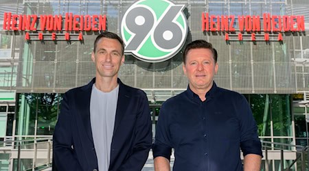 Marcus Mann treibt den Umbruch bei Hannover 96 gemeinsam mit Christian Titz weiter voran. / Foto: Julian Stratenschulte/dpa