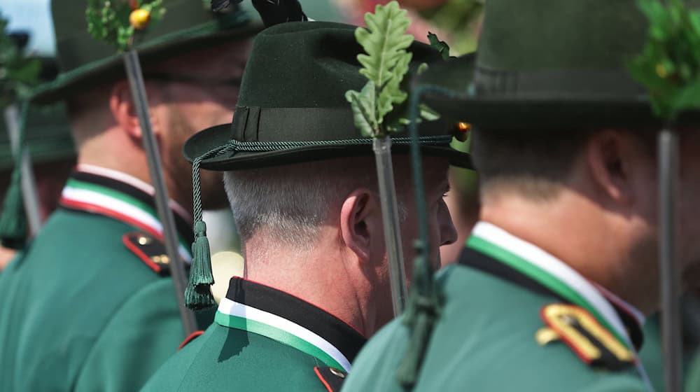 Die Saison der Schützenfeste hat begonnen. (Symbolbild) / Foto: David Young/dpa