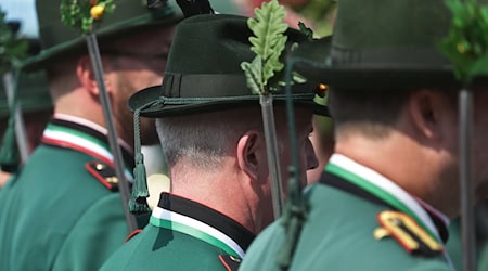 Die Saison der Schützenfeste hat begonnen. (Symbolbild) / Foto: David Young/dpa