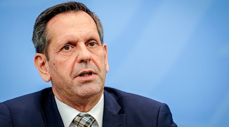 Niedersachsens Ministerpräsident Olaf Lies will die Kommunen stärken. (Archivbild) / Foto: Kay Nietfeld/dpa