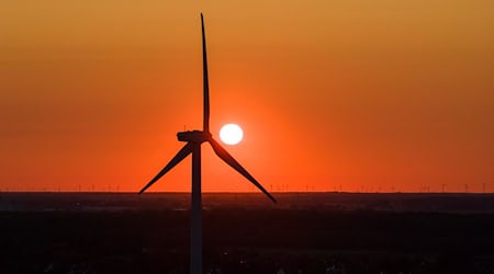 Ein «Energieplan Deutschland» soll Versorgungssicherheit und bezahlbare Energie bringen. (Symbolbild) / Foto: Julian Stratenschulte/dpa