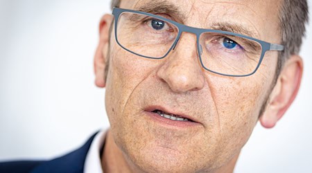 Der neue Osnabrücker Polizeipräsident will Gewaltverbrechen gegen Frauen eindämmen. (Archivfoto)  / Foto: Moritz Frankenberg/dpa