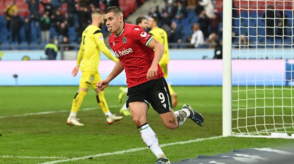 Nicolo Tresoldi verlässt Hannover 96 / Foto: Swen Pförtner/dpa
