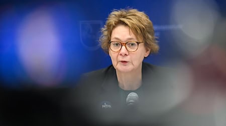Innenministerin Behrens sagt, Zivilschutz gehöre zur Zeitenwende dazu. (Archivbild) / Foto: Julian Stratenschulte/dpa