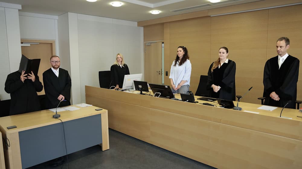 Er soll gegen ihren Willen Sex mit einer 14-Jährigen gehabt haben - dafür soll ein Arzt ins Gefängnis. / Foto: David Ebener/dpa