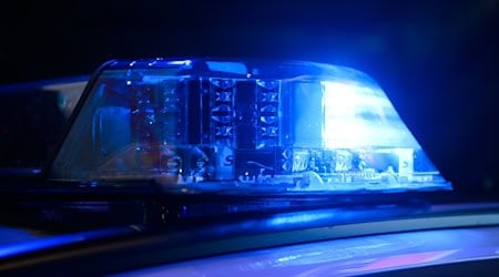 Polizeieinsatz in der Osnabrücker Innenstadt: In der Nacht kam es zu einem tödlichen Sturz. (Symbolbild) / Foto: Julian Stratenschulte/dpa