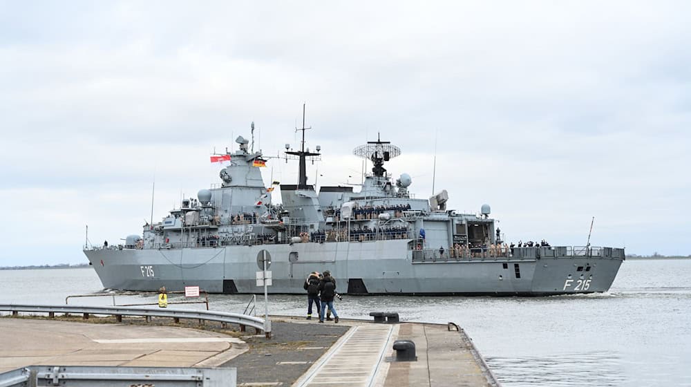 Der Marinestützpunkt in Wilhelmshaven ist der größte Bundeswehrstandort in Deutschland. (Archivbild) / Foto: Lars Penning/dpa