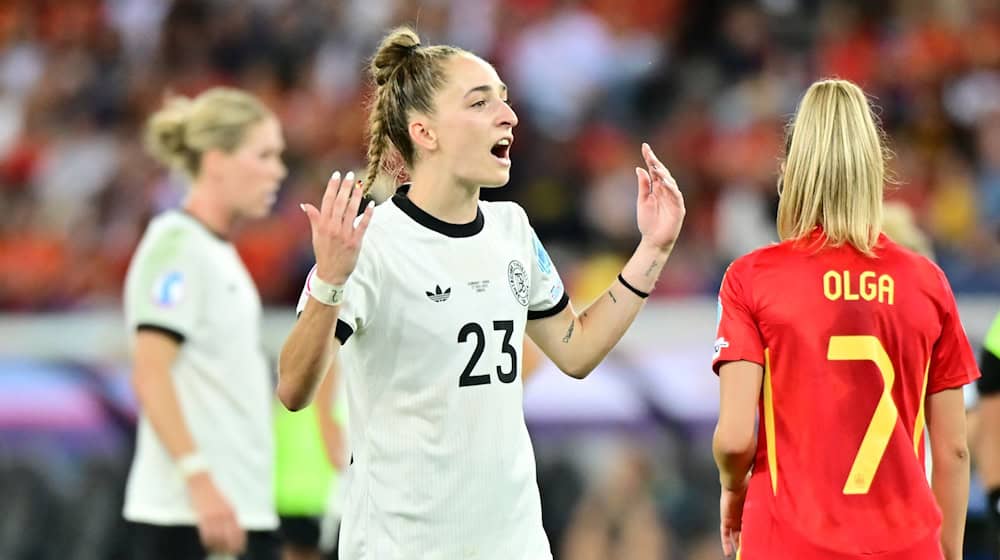 Muss noch pausieren: Nationalspielerin Sophia Kleinherne. / Foto: Sebastian Christoph Gollnow/dpa