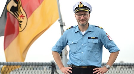 Das Kommando hat Fregattenkapitän Alexander Timpf übernommen. / Foto: Lars Penning/dpa