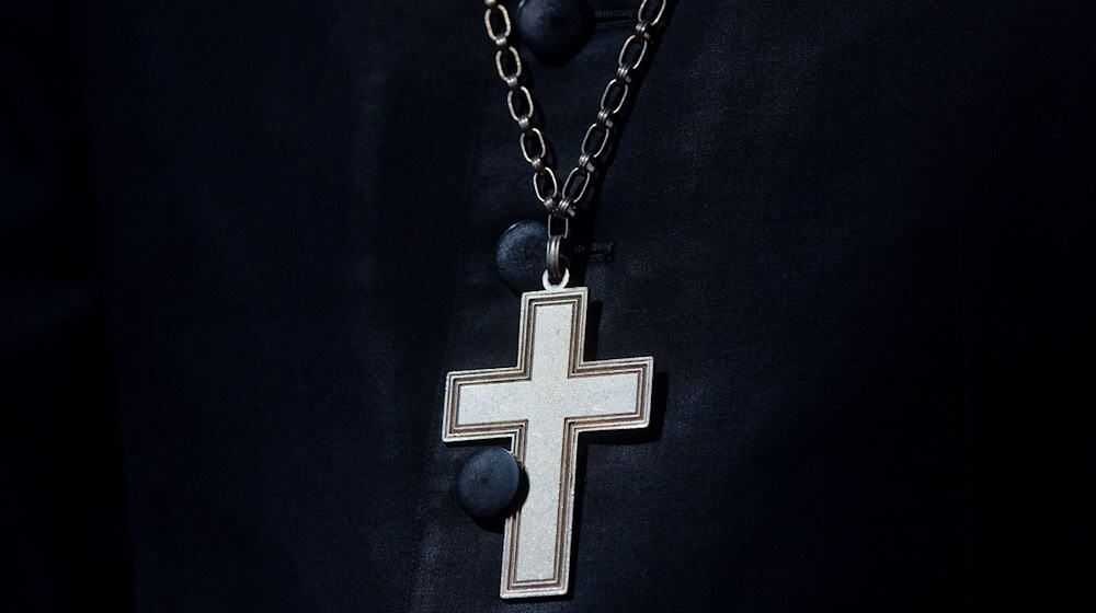 Die Evangelisch-lutherische Landeskirche Hannovers trauert um den früheren Landessuperintendenten Hartmut Badenhop. (Illustration) / Foto: Julian Stratenschulte/dpa