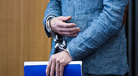Der im Fall «Maddie» Verdächtige sitzt im Gefängnis. Wegen einer skurrilen Zahlung ist aber unklar wie lange noch. (Archiv)  / Foto: Moritz Frankenberg/dpa Pool/dpa