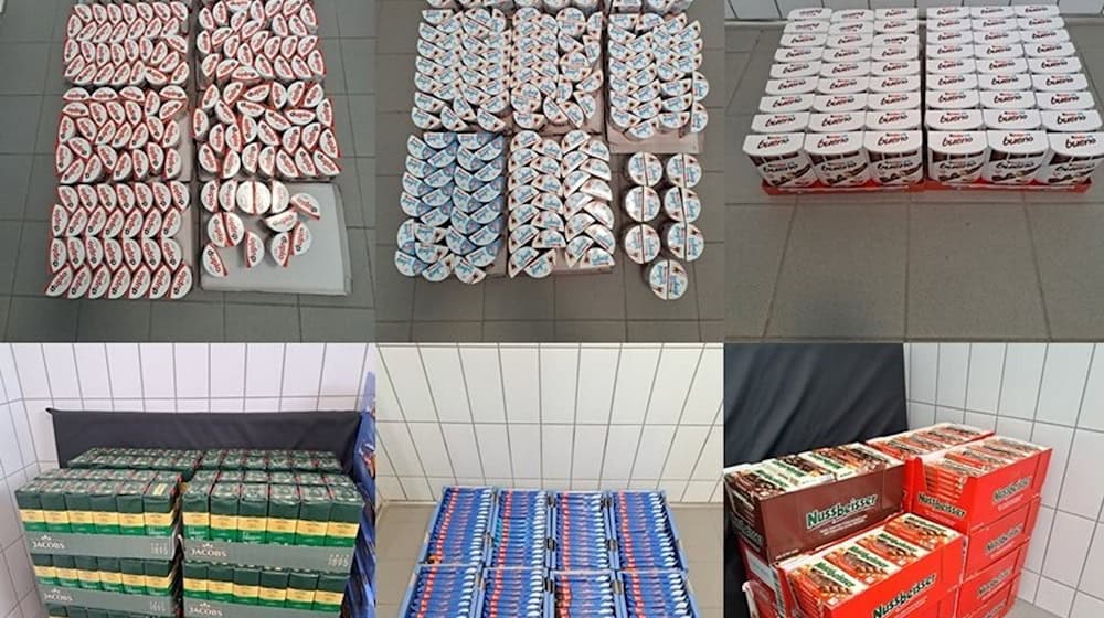 Bei einer Verkehrskontrolle haben Polizisten mutmaßlich gestohlene Süßigkeiten und Kaffee gefunden. / Foto: --/Polizeiinspektion Hameln-Pyrmont/Holzminden/dpa