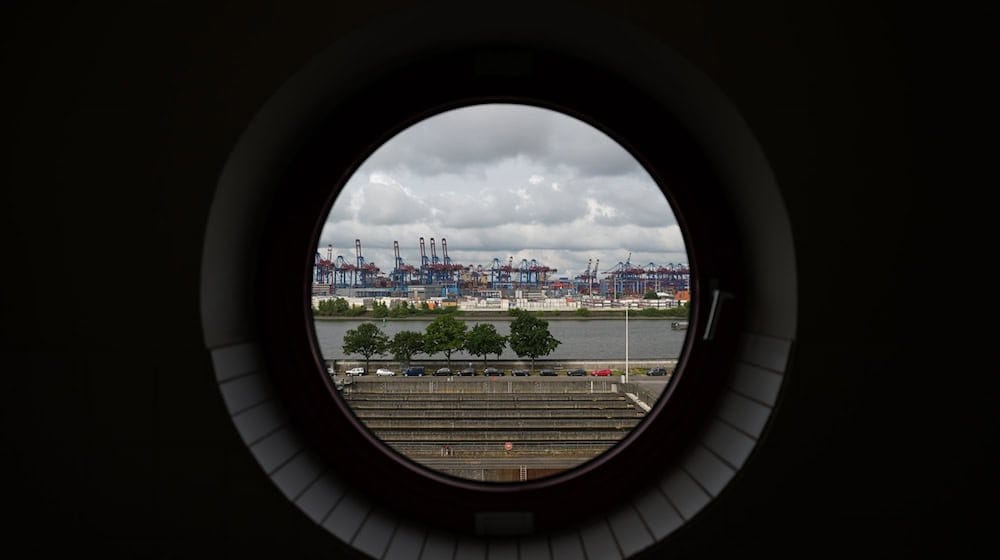 Die Stimmung in der Schifffahrt hat sich eingetrübt. (Archivbild)  / Foto: Marcus Brandt/dpa