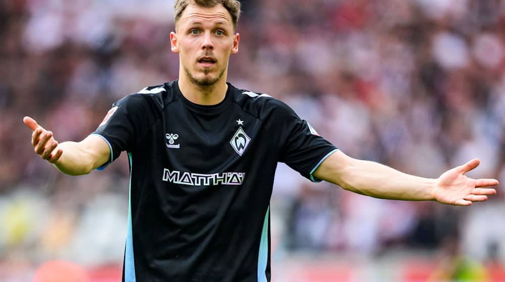 Senne Lynen hat seinen Vertrag bei Werder Bremen verlängert. / Foto: Tom Weller/dpa