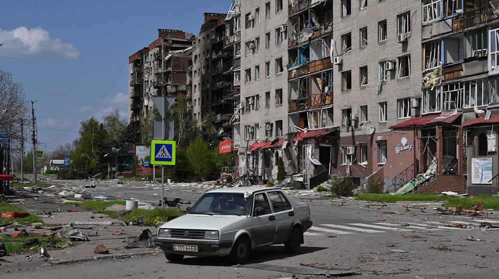 Der Krieg in der Ukraine mit täglichen Luftalarmen hat schwere traumatische Folgen für die Kinder - auch hier unterstützt terre des hommes mit Hilfsangeboten. (Archivfoto) / Foto: Michael Shtekel/AP/dpa