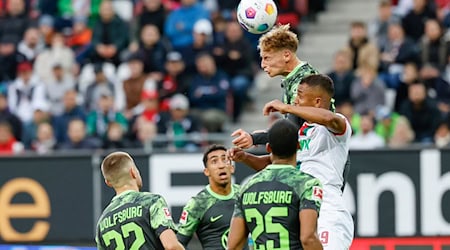 Wechselt erneut nach Frankreich: Abwehrspieler Nicolas Cozza vom VfL Wolfsburg (oben). / Foto: Daniel Löb/dpa