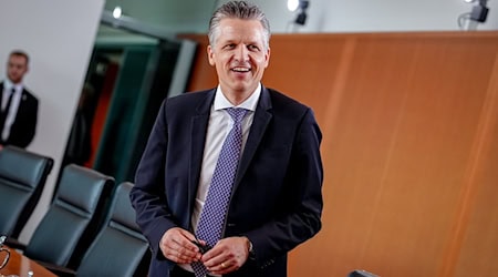 Kanzleramtschef Frei will lieber die Hilfe vor Ort in den Fokus nehmen. (Archivbild) / Foto: Kay Nietfeld/dpa