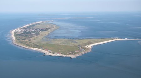 Auf der Insel Wangerooge war das Amt des Bürgermeisters rund zwei Jahre nicht besetzt. Das wird sich nun ändern. (Archivbild) / Foto: Sina Schuldt/dpa