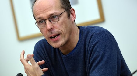 Der frühere Berliner Staatssekretär für Bildung, Mark Rackles (SPD) ..... (Archivbild)  / Foto: Britta Pedersen/dpa-Zentralbild/dpa