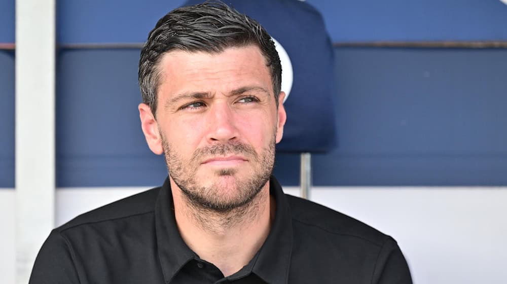Hat einen neuen Abwehrspieler geholt: Braunschweigs Sportchef Benjamin Kessel. (Archivbild) / Foto: Swen Pförtner/dpa