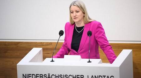 Wahlmanns Appell kommt, während in der SPD Kritik wächst und vor einer Kultur gewarnt wird, die qualifizierte Bewerberinnen vertreibt. (Archivbild) / Foto: Julian Stratenschulte/dpa