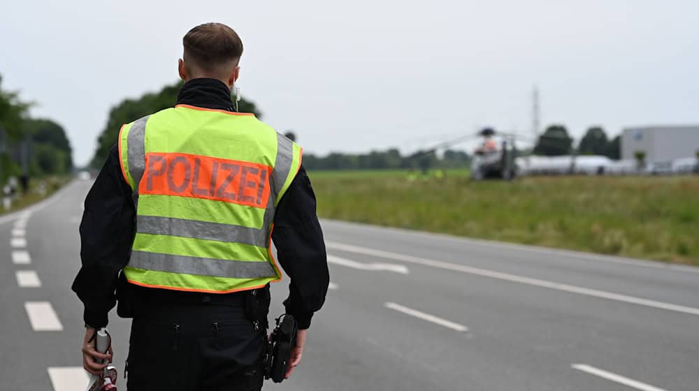 Ein in der Türkei wegen Totschlags verurteilter Mann wurde an der Grenze zu den Niederlanden festgenommen. (Archivfoto) / Foto: Lars Penning/dpa