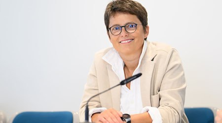 Pörksen übernimmt als Sonderstaatssekretärin die Verantwortung für den Bereich Digitalisierung, IT-Steuerung, -Sicherheit und -Infrastruktur. / Foto: Julian Stratenschulte/dpa