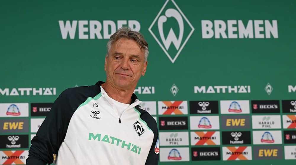 Nicht glücklich mit der Torausbeute der Vorbereitung: Werder-Trainer Horst Steffen. / Foto: Carmen Jaspersen/dpa
