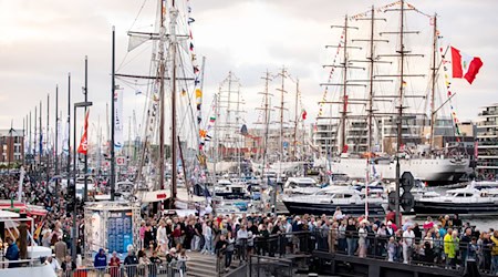 Mehr als 1,2 Millionen Menschen habe die «Sail» in Bremerhaven besucht.  / Foto: Hauke-Christian Dittrich/dpa