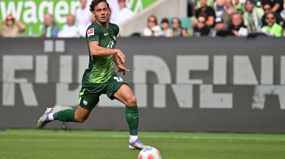Aaron Zehnter brachte den VfL Wolfsburg in Führung. / Foto: Swen Pförtner/dpa