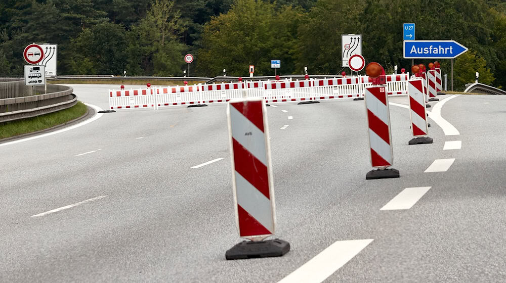 Viele Stunden lang war ein Abschnitt der Autobahn 7 gesperrt - nun können Fahrer und Fahrerinnen aufatmen. (Symbolbild) / Foto: Georg Wendt/dpa