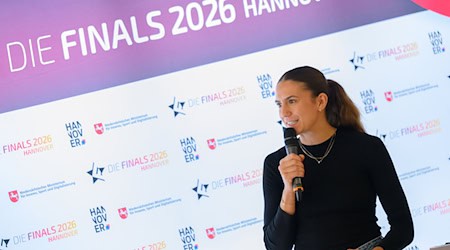 Olympiasiegerin Marie Reichert bei einer Pressekonferenz zu den Finals 2026 in Hannover. / Foto: Shireen Broszies/dpa