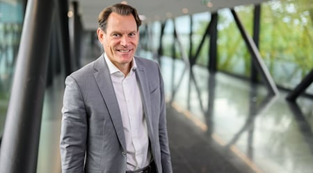 Nikolai Setzer arbeitet seit 1997 bei Continental, seit 2020 ist er Vorstandsvorsitzender. / Foto: Julian Stratenschulte/dpa