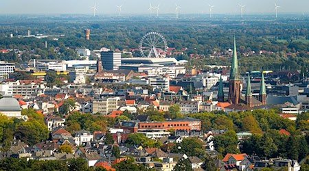 Das Hoch Oldenburgia beschert den Menschen nicht nur in Oldenburg sommerliche Tage. / Foto: Sina Schuldt/dpa