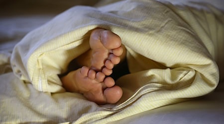 Laut KKH: Die Zahl der ambulanten Diagnosen psychisch bedingter Schlafstörungen stieg von 2014 bis 2024 bundesweit um 73,5 Prozent. (Symbolbild) / Foto: picture alliance / Karl-Josef Hildenbrand/dpa