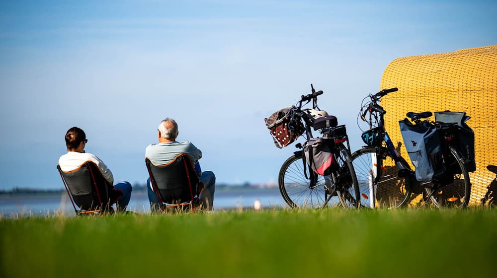Sonne in Dangast: Niedersachsen ist eines der beliebtesten Bundesländer bei Urlaubern. (Archivbild) / Foto: Sina Schuldt/dpa