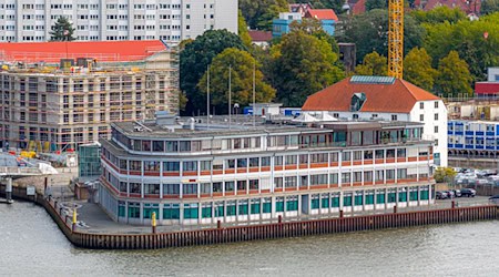 Deutschlands größter Rüstungskonzern Rheinmetall steht vor der Übernahme der Marinesparte der Bremer Werftengruppe. / Foto: Sina Schuldt/dpa